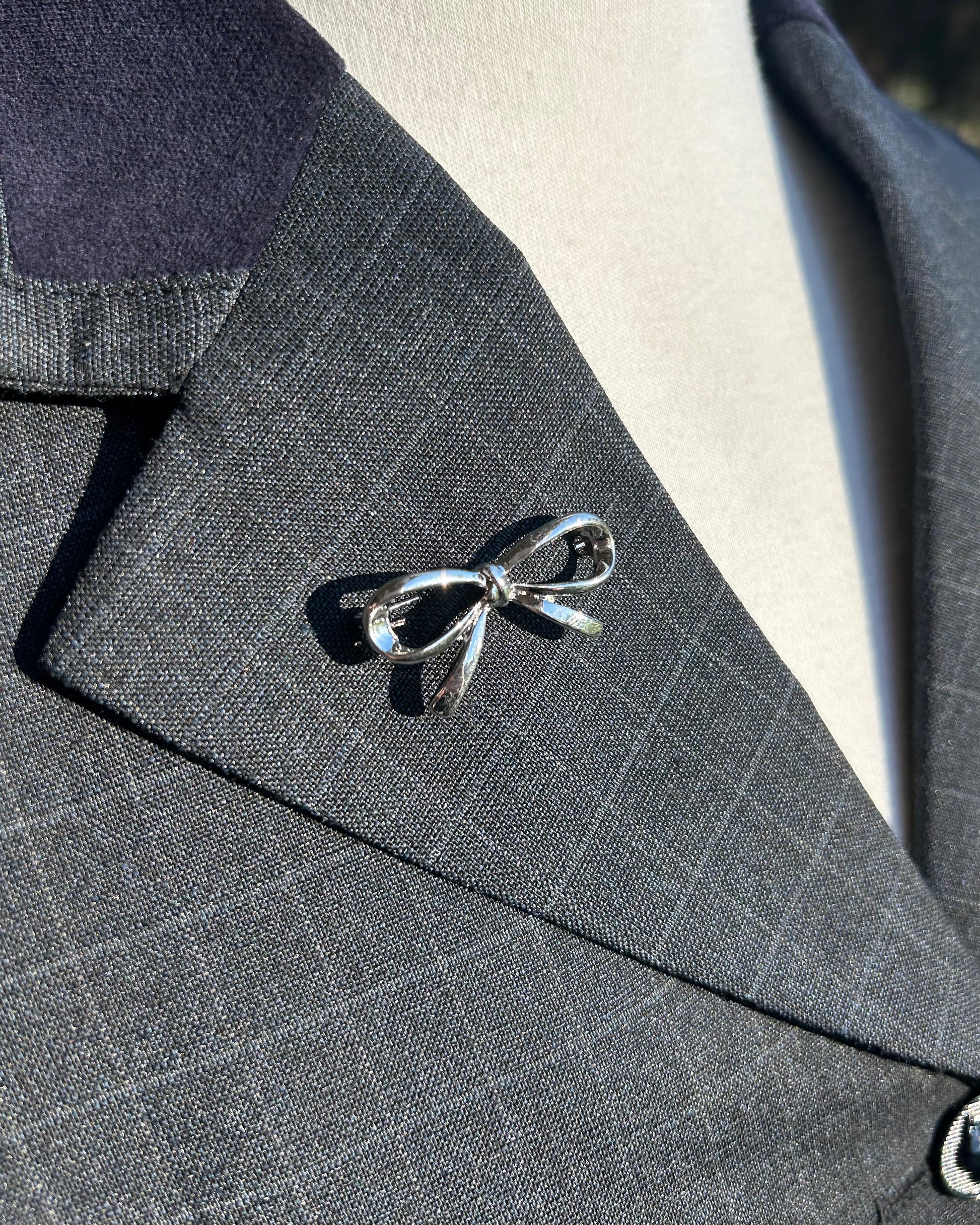 Bow Pins