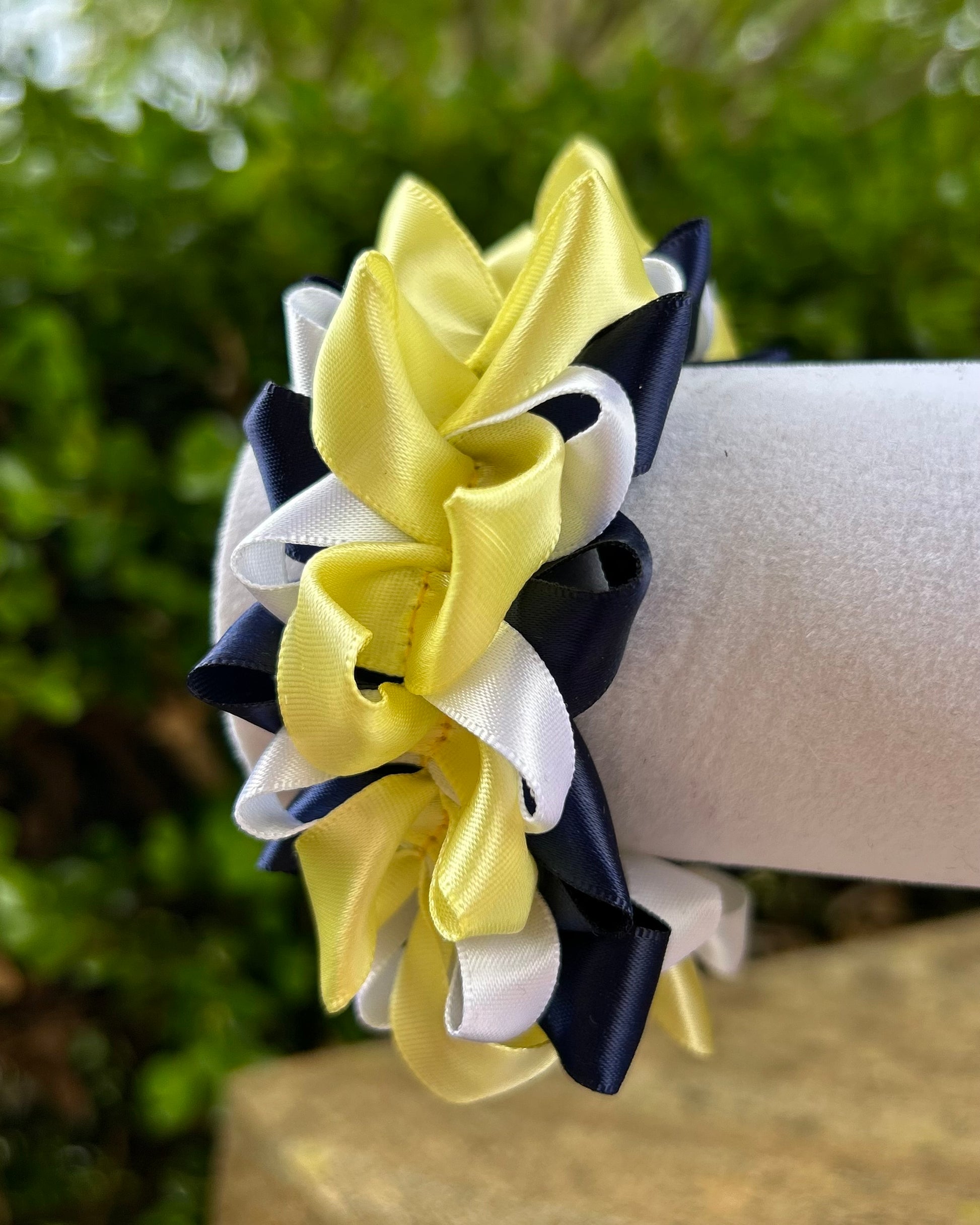 Ribbon Scrunchie - Navy, White & Yellow