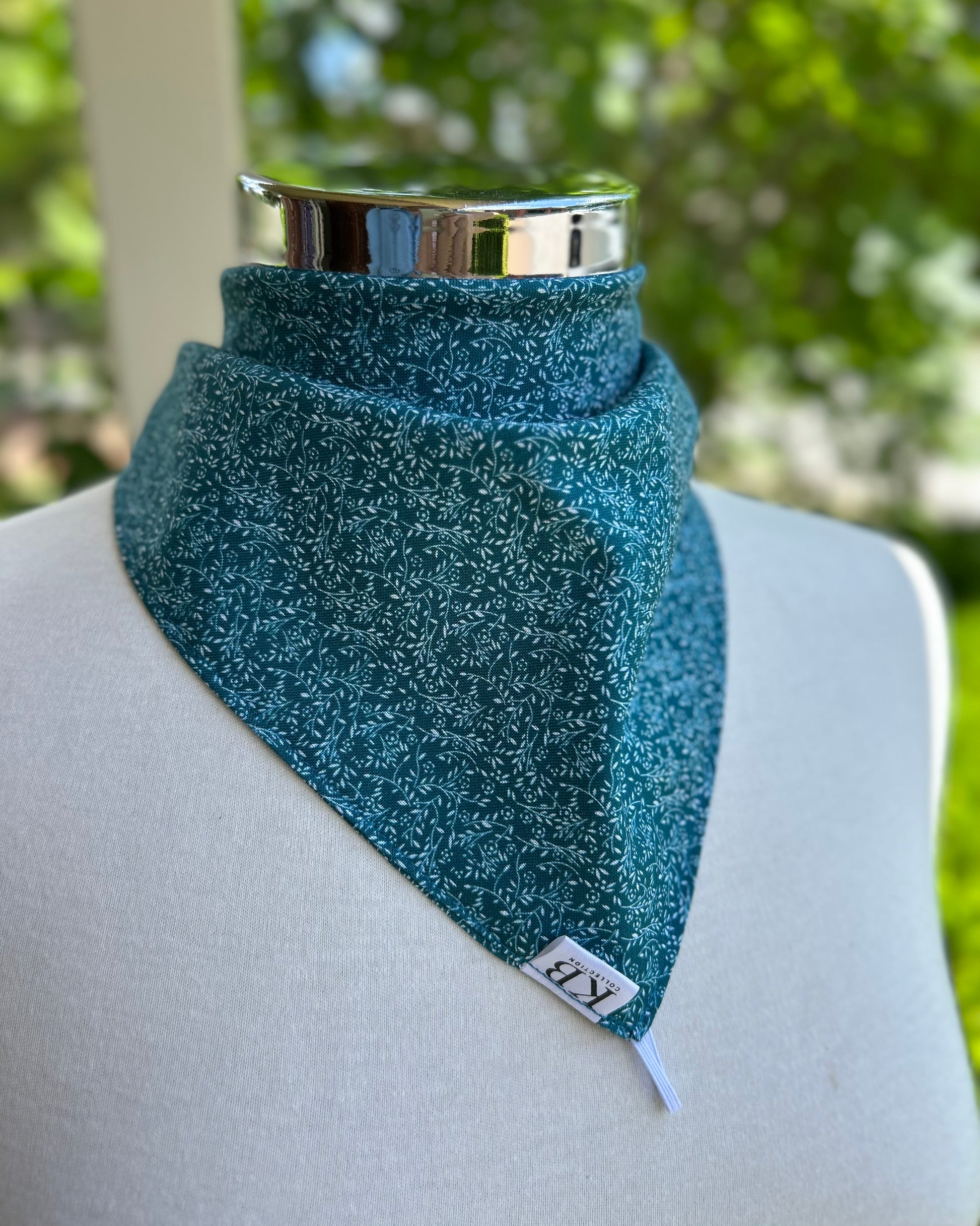 Cotton Neck Scarf - Emerald Vines