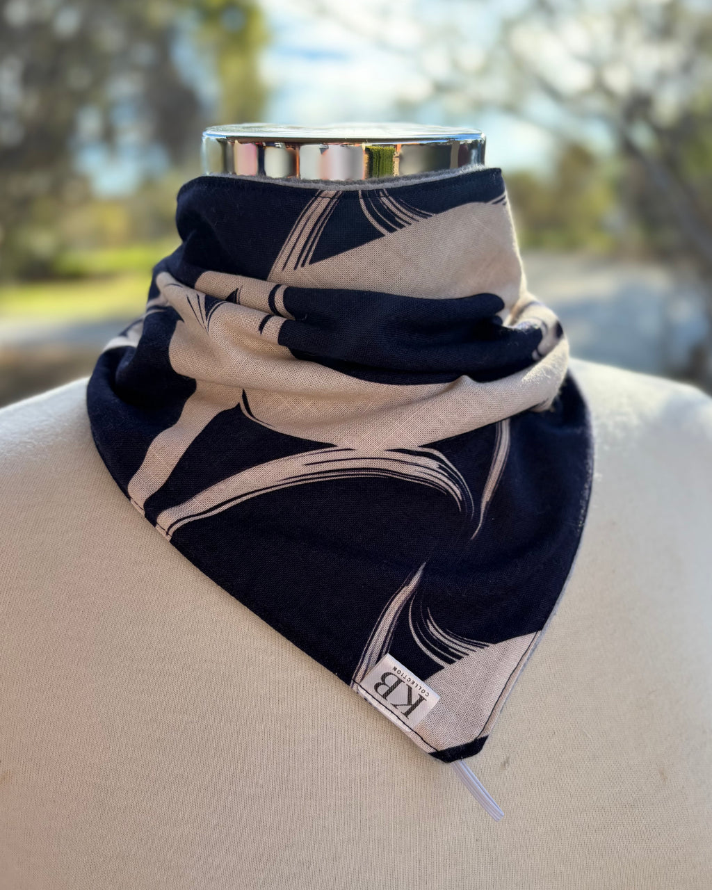 Cotton/Fleece Neck Scarf - Navy & Cream
